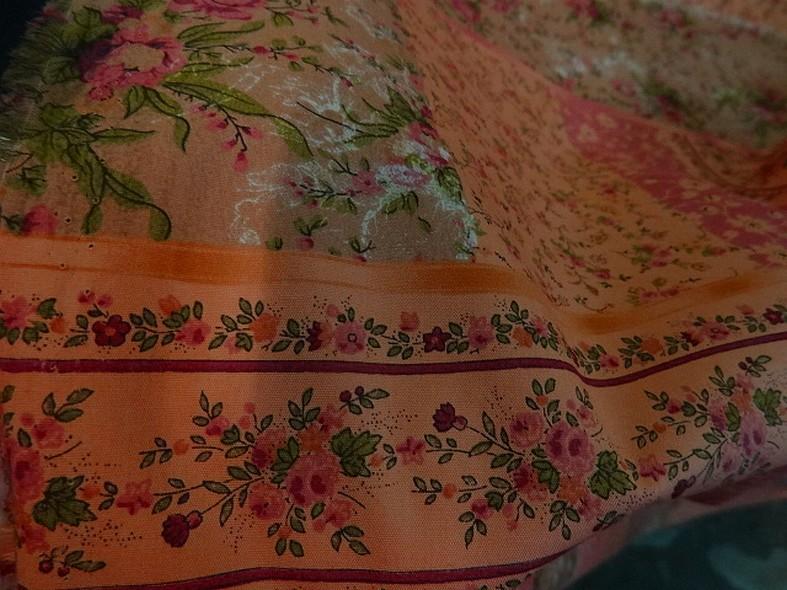 Popeline coton mandarine motif liberty patchwork 2
