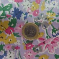 Popeline coton mauve imprime liberty fleurs rose gris vert et bleu3