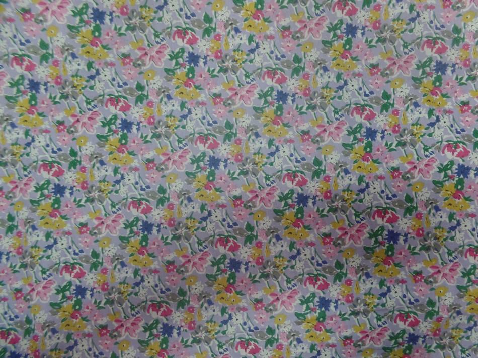 popeline coton mauve imprimé liberty fleurs rose,gris,vert et bleu