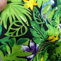 Popeline coton motifs feuilles et oiseaux exotiques vert violet 1 