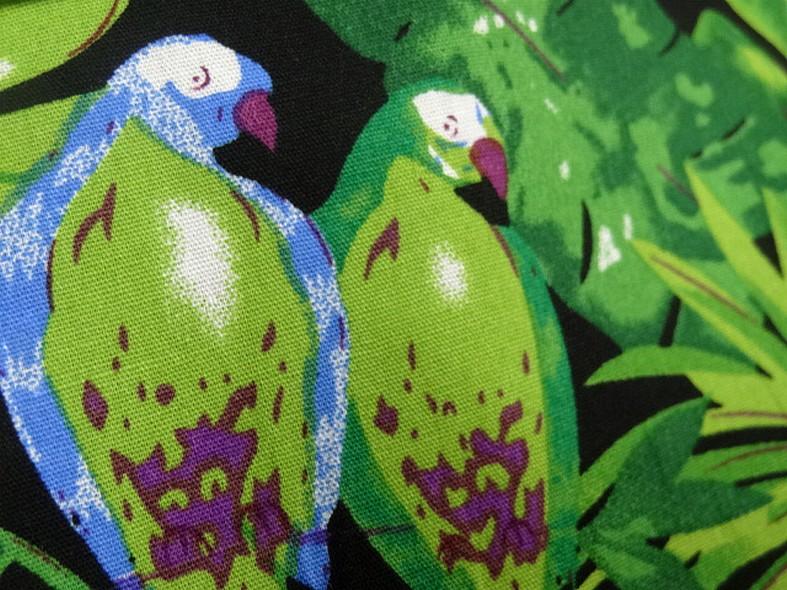 Popeline coton motifs feuilles et oiseaux exotiques vert violet 2 1