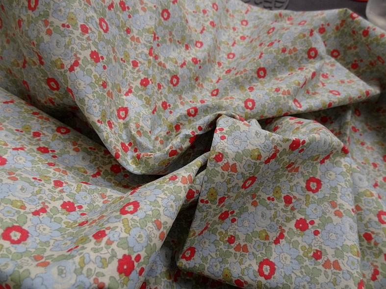 Popeline coton petites fleurs bleu tilleul rouge geranium 2