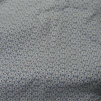 Popeline coton petits motifs fond blanc casse 3