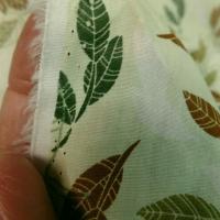 Popeline coton vert clair tilleul motif feuillage 1