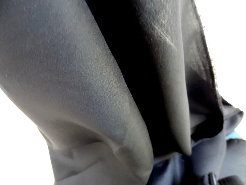 Popeline de soie noire unie 4