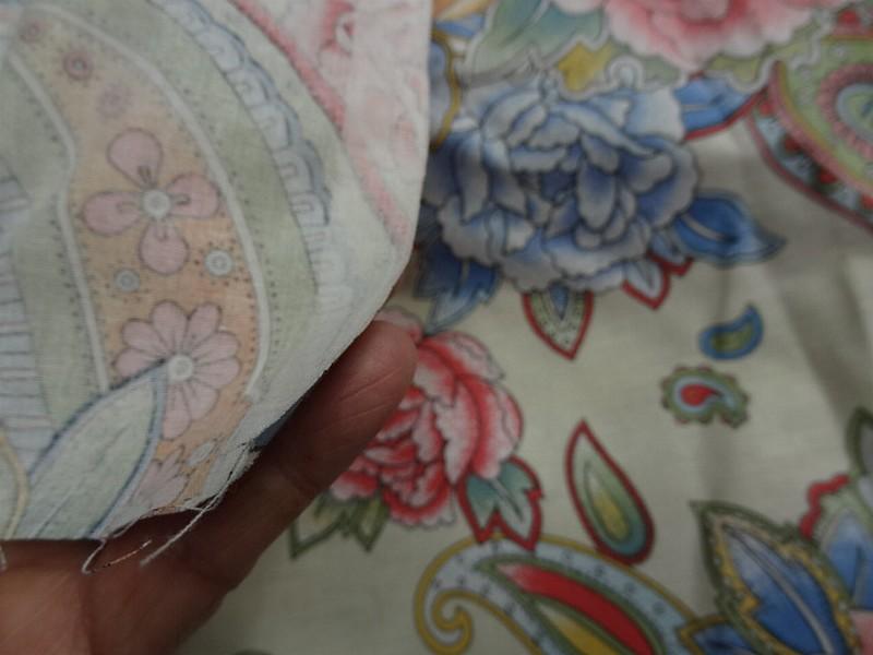 Popeline fond ecru fleurs type provencal 4