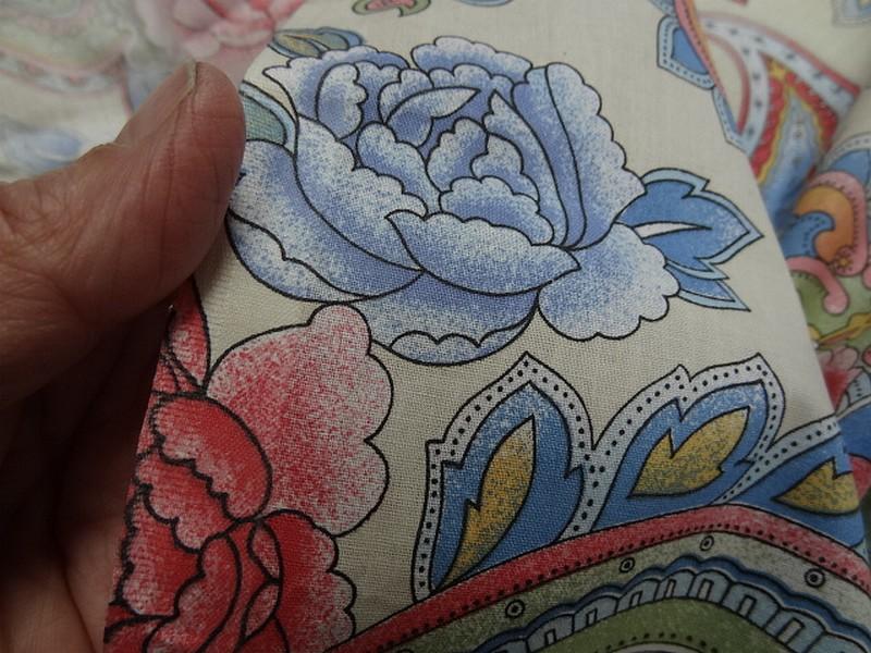 Popeline fond ecru fleurs type provencal 5