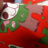 Popeline fond rouge motif animaux 3 
