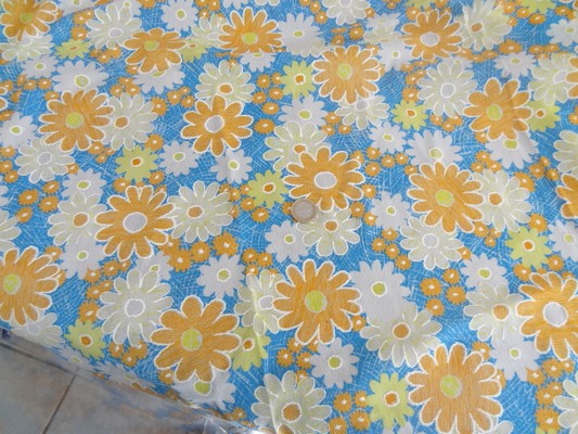 Résille 70's fleurs printemps 01