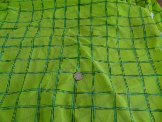 Résille carreaux vert anis 01