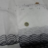 Resille fine blanche brodee rubans noir 1 