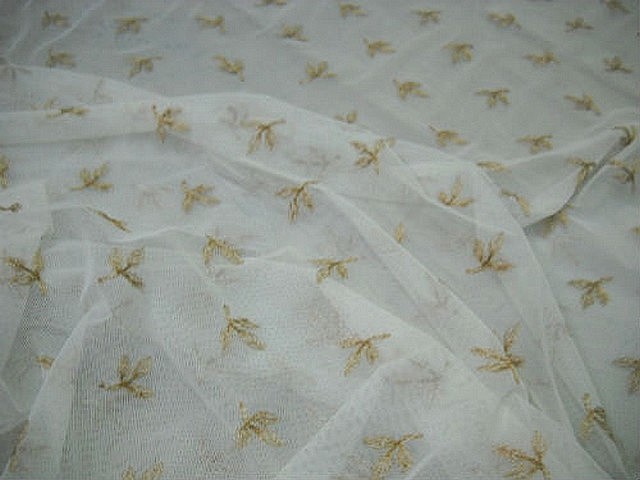 Resille lycra blanc casse broderie fil or 2