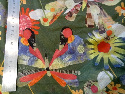 Résille lycra vert anglais jardin merveilleux 02