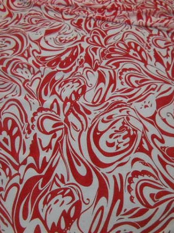 Resille lycra motif cachemire stylise blanc rouge 1 