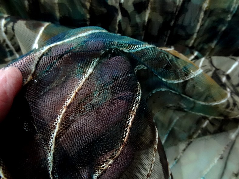 Resille marron bleu vert fleurie a sequins 5