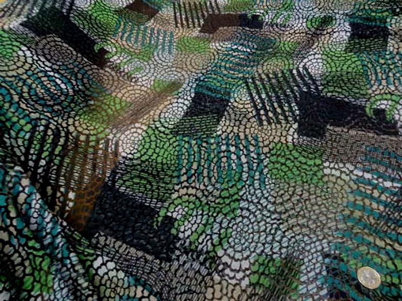 Resille semi transparente motifs en applique 2