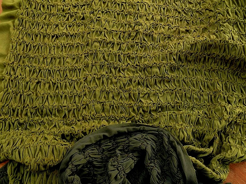 Resille smockee vert olive 1