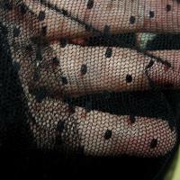 Resille tres fine noire a plumetis 4 