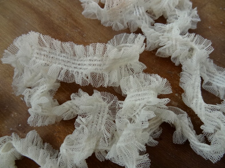 Ruban 4 elastiques resille blanc casse 1