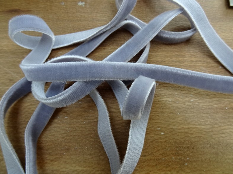 Ruban de velours elastique lavande clair 1