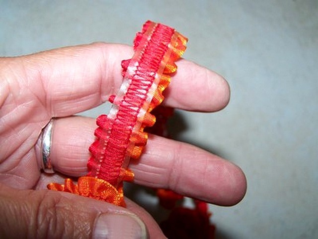 Ruban fronce elastique orange rouge 2