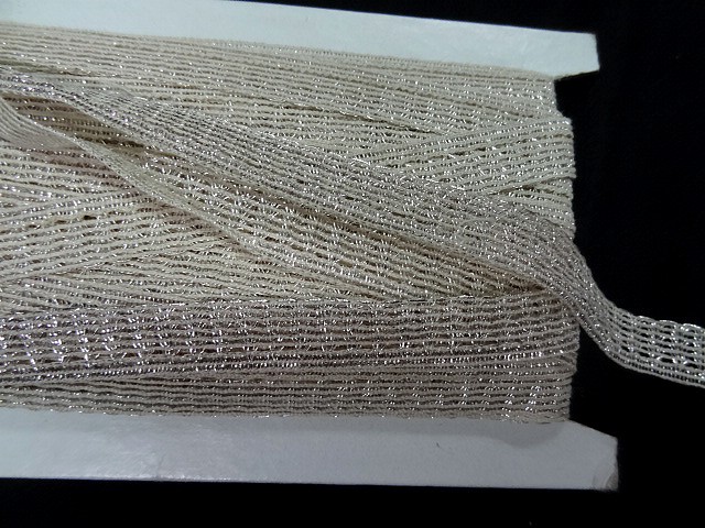Ruban maille fine blanc casse or pale 2