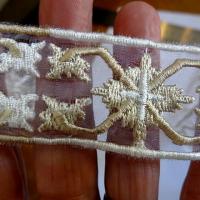 Ruban organza brode beige blanc 3 