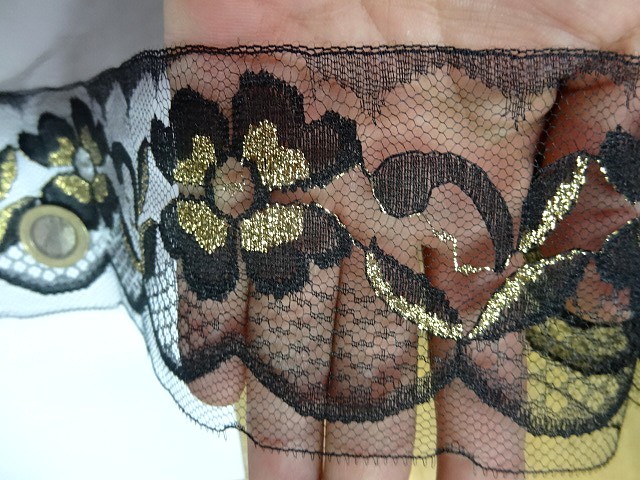 Ruban tulle fin dentelle noire doree 3