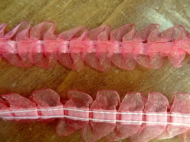 Ruban velours rose et taffetas 01 1