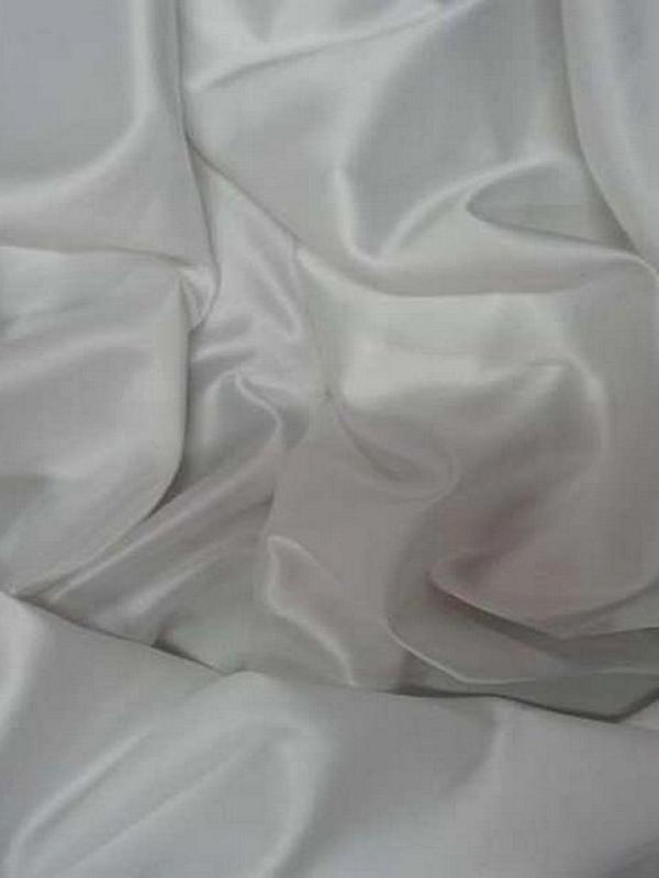 Satin blanc lycra 