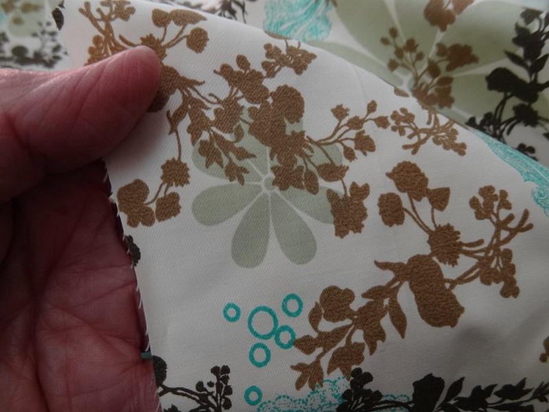 Satin coton blanc motif fleurs et cachemire turquoise et jade 5