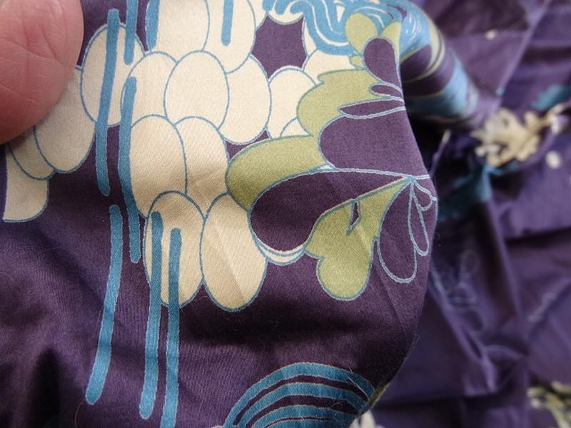 Satin coton lycra aubergine motifs japonais 3