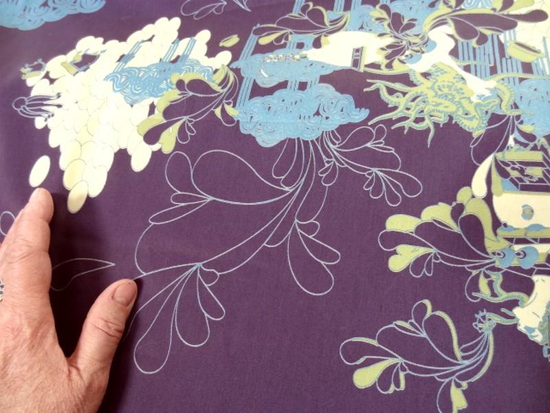 Satin coton lycra aubergine motifs japonais 7