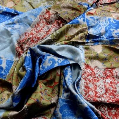 Satin coton viscose motif patchwork kaki ocre bleu bordeaux 1 