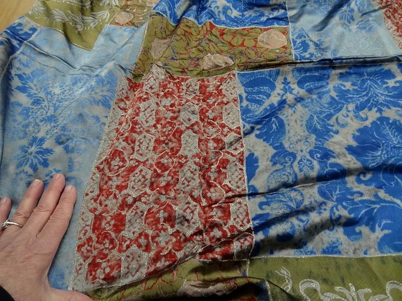 Satin coton viscose motif patchwork kaki ocre bleu bordeaux 3