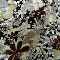 Satin de coton fouilli de fleurs 1