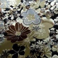 Satin de coton fouilli de fleurs 3
