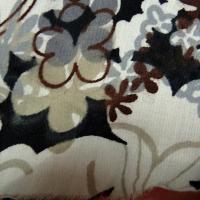 Satin de coton fouilli de fleurs 4