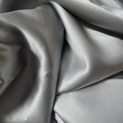 Satin de soie gris argent 1 