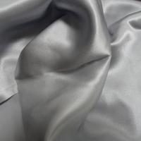 Satin de soie gris lunaire 2