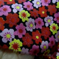 Satin de soie imprime fleuri teintes peps 4 
