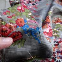 Satin fond gris motifs japonais 2 