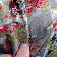 Satin fond gris motifs japonais 3 