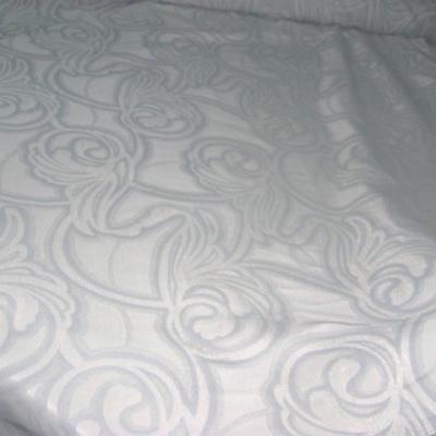 Satin gris bleu motifs volutes 1 