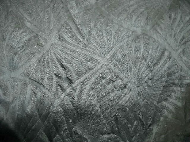 Satin gris metal motif japonais 4