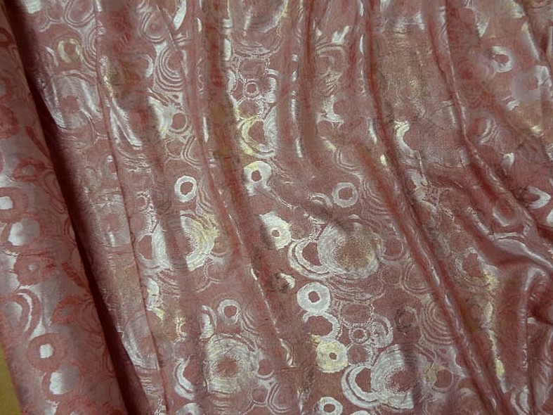 Satin jaquard saumon corail cercles 1 2