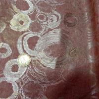 Satin jaquard saumon corail cercles 1 3