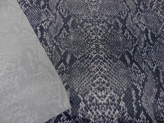 Satin lycra imprime serpent 1