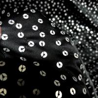Satin lycra noir a sequins teinte etain 4