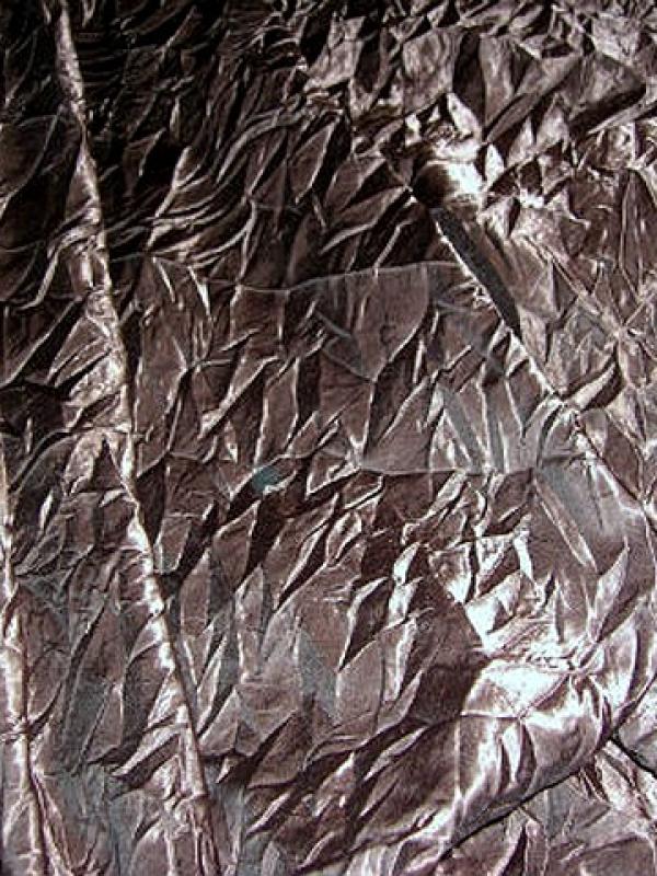 Satin marron glace froisse 1 